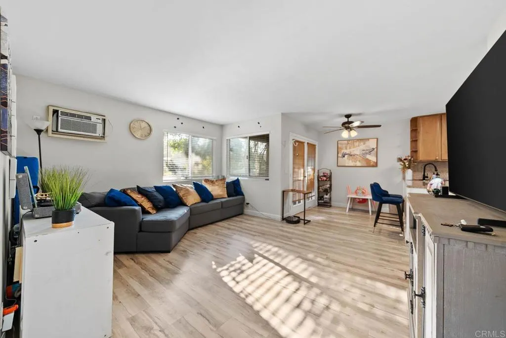 Additional image 3 of 1280 W Main Street, El Cajon, CA 92020