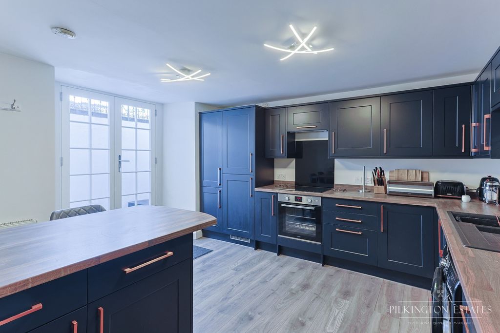 Additional image 21 of 8 bed detached house for saleSeymour Road, Mannamead, Plymouth, Devon PL3
