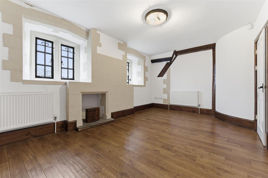 Additional image 12 of 3 bed flat for saleThe Old Grammar School, Church Street, Cowbridge CF71