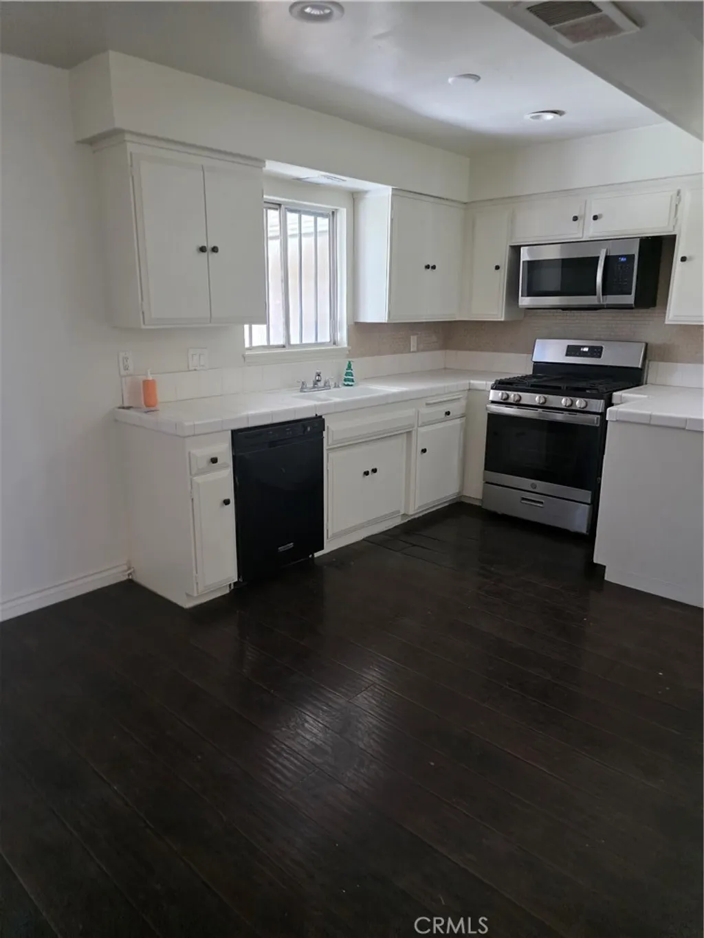 Additional image 11 of 766 E Pillsbury St, Lancaster, CA 93535