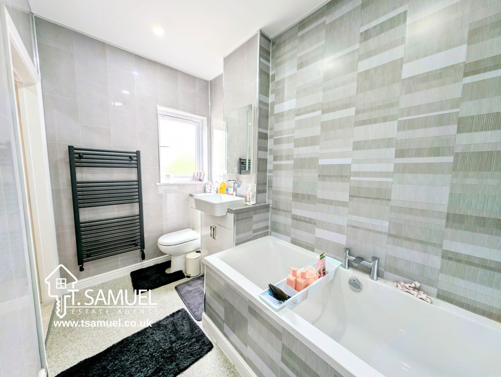 Additional image 50 of 5 bed detached house for saleGolwg Y Mynydd, Llanwonno Road, Mountain Ash CF45