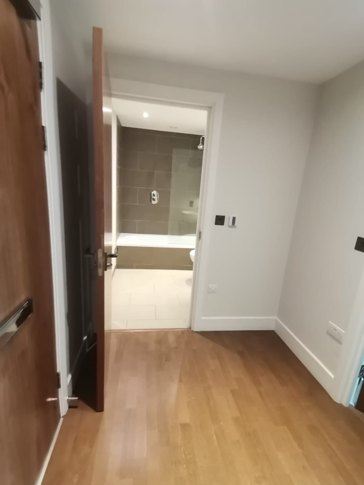 Additional image 9 of 1 Bed Flat, Whitechapel High Street, E1, N1 7GU