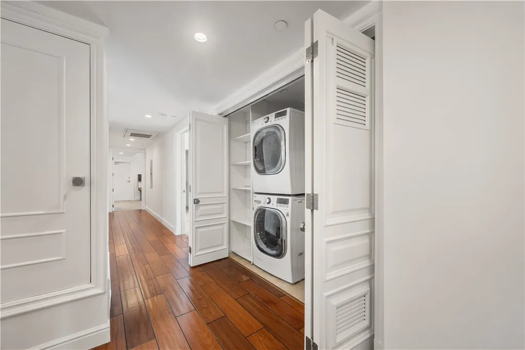 Additional image 14 of 918 S Wooster Street Unit 2, Los Angeles, CA 90035