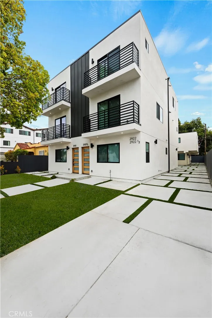 Additional image 39 of 2922 12th Avenue, Los Angeles, CA 90018