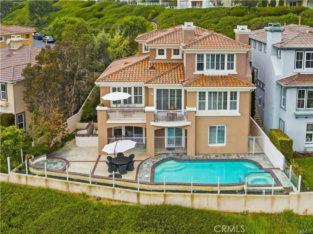 19 Sea View Ln, Newport Coast, CA 92657