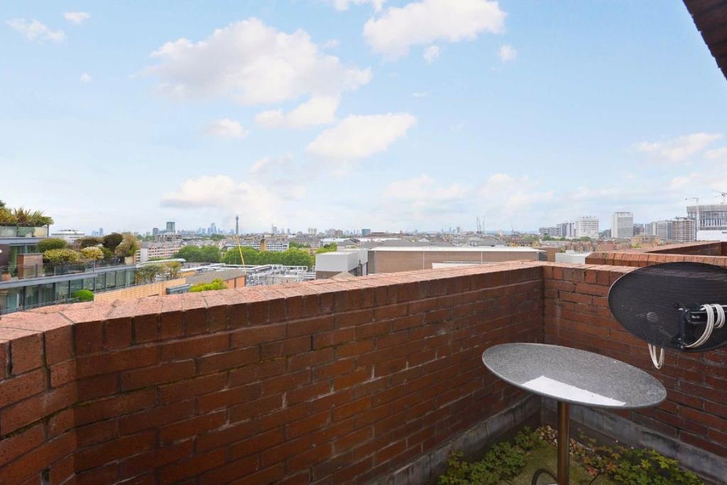 Additional image 10 of Room in a Shared Flat, St John's Wood Road, NW8, N1 7GU