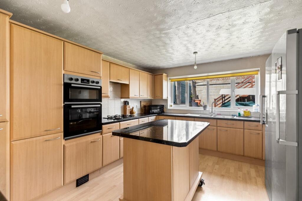 Additional image 4 of Folkestone Road, Dover, CT17