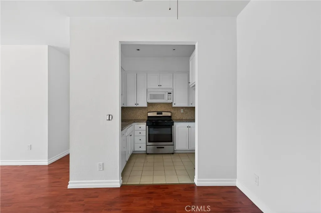 Additional image 51 of 4441 Woodman Avenue Unit 304, Sherman Oaks, CA 91423