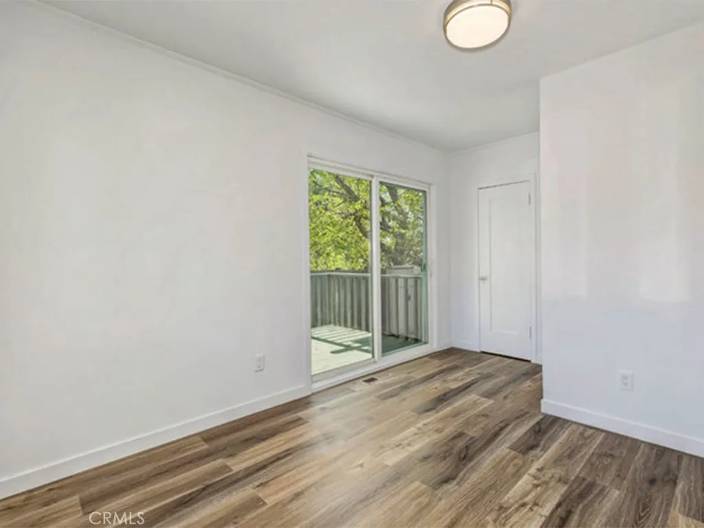 Additional image 47 of 242 W Elmwood Ave, Burbank, CA 91502