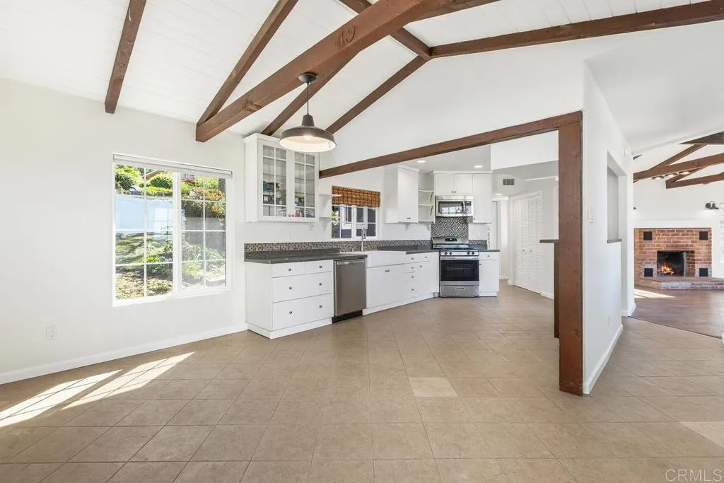 Additional image 7 of 835 Barsby St Unit Main House, Vista, CA 92084