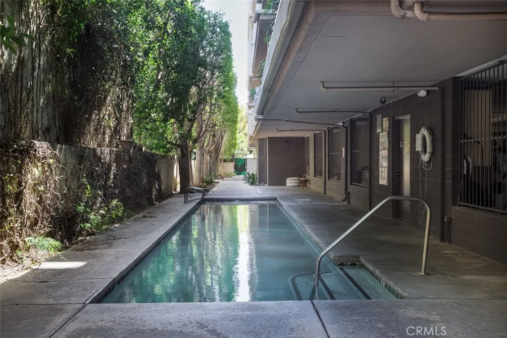 Additional image 72 of 1880 Veteran Avenue, Los Angeles, CA 90025