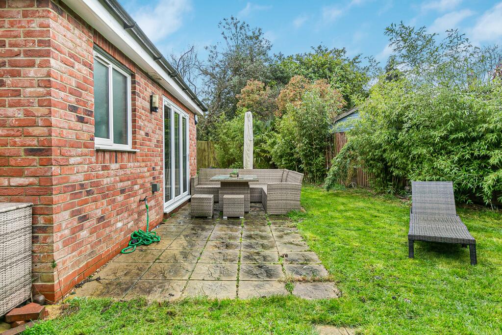 Additional image 15 of Maplefield, Park Street, St Albans, AL2