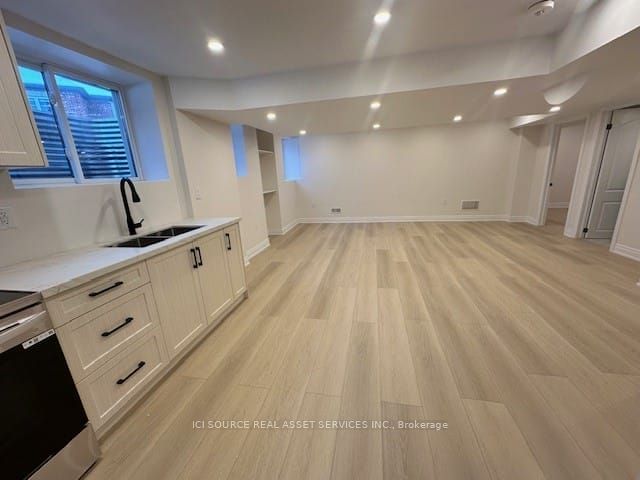 Additional image 4 of Basement-198 Camellia Crescent, Oakville, ON, L6H 1L1
