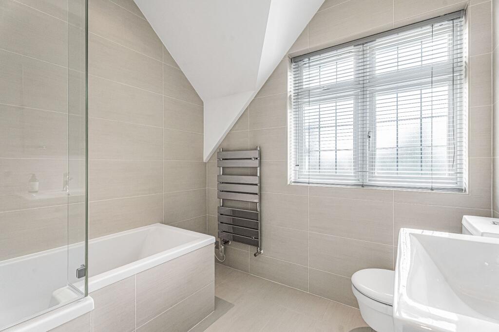 Additional image 26 of Georges Wood Road, Brookmans Park, AL9