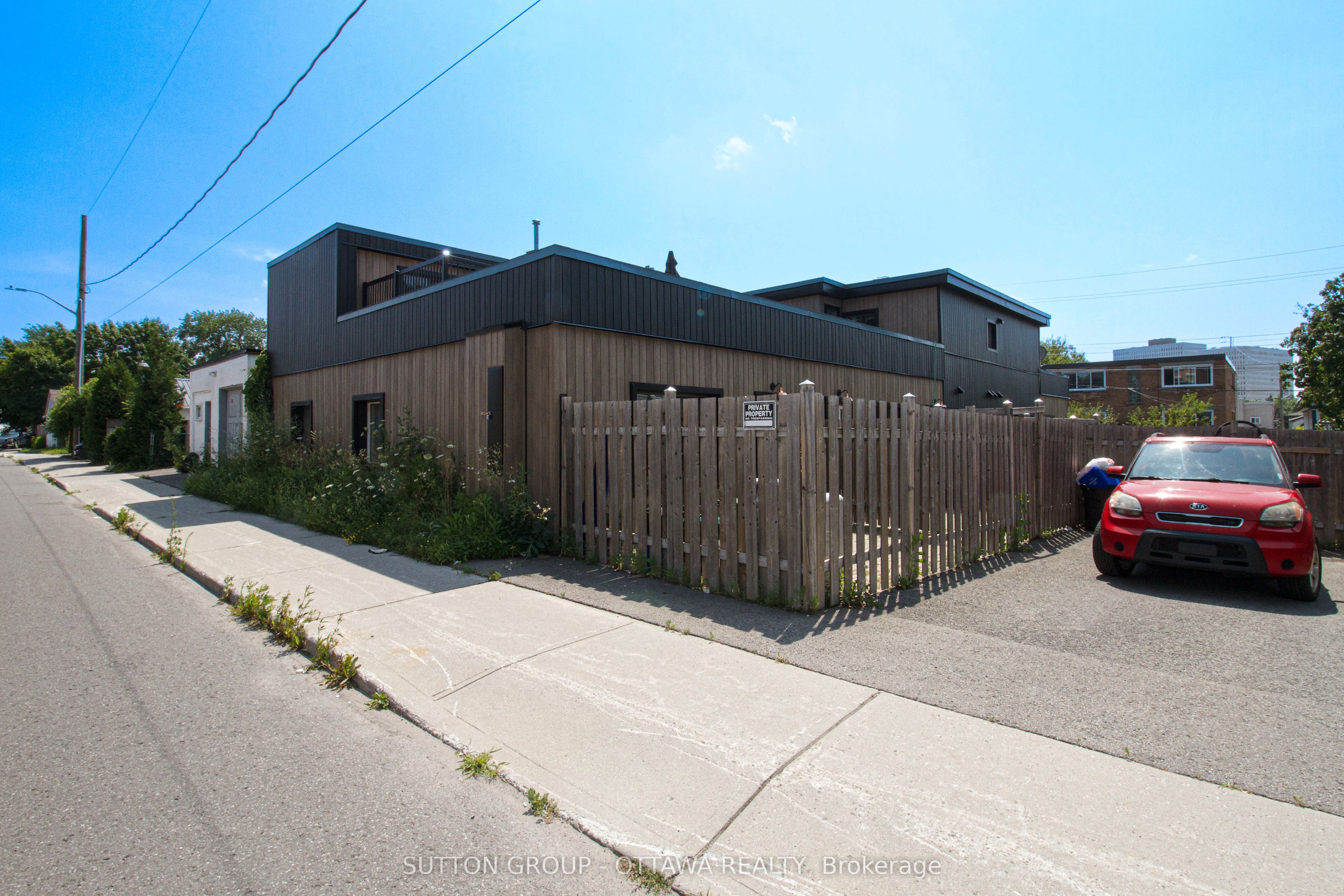 Additional image 5 of 309 Cyr Avenue, Ottawa, ON, K1L 7N6
