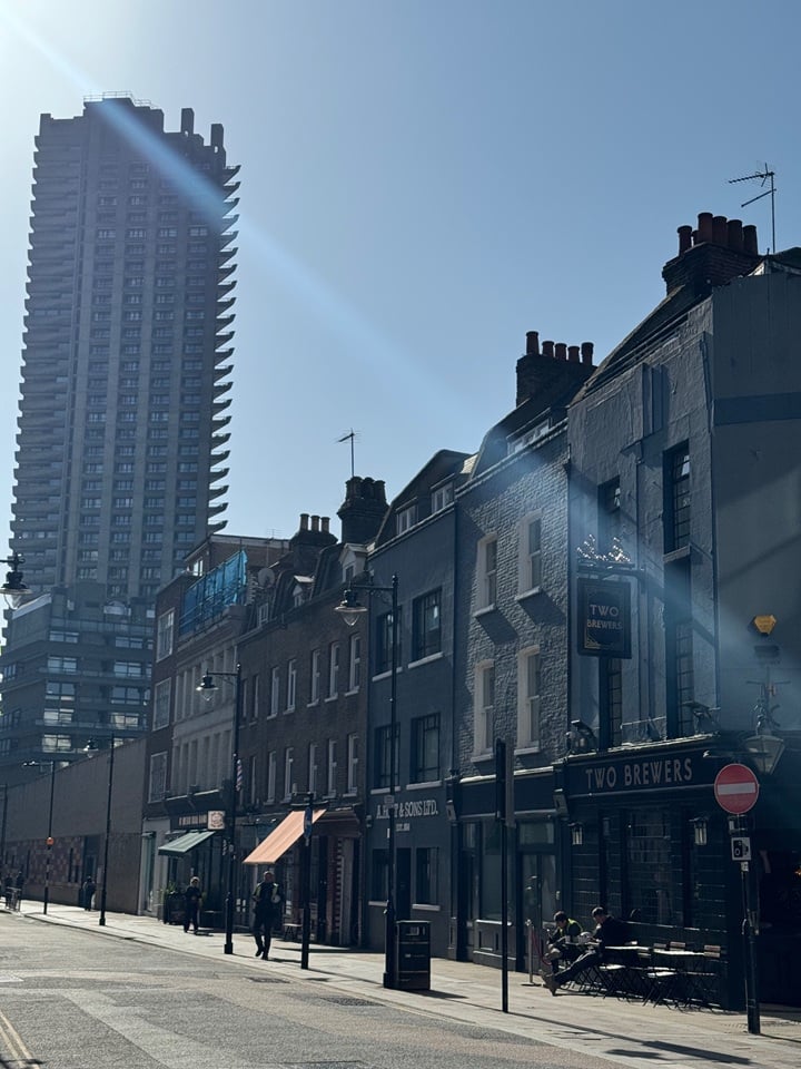 Additional image 4 of Studio Flat, Whitecross St, EC1Y, N1 7GU