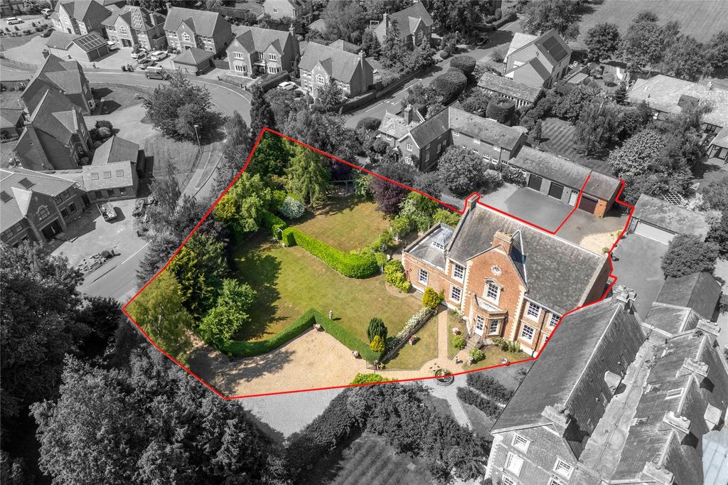 Additional image 4 of 5 bed detached house for saleChestnut Drive, Stretton Hall, Oadby, Leicester LE2
