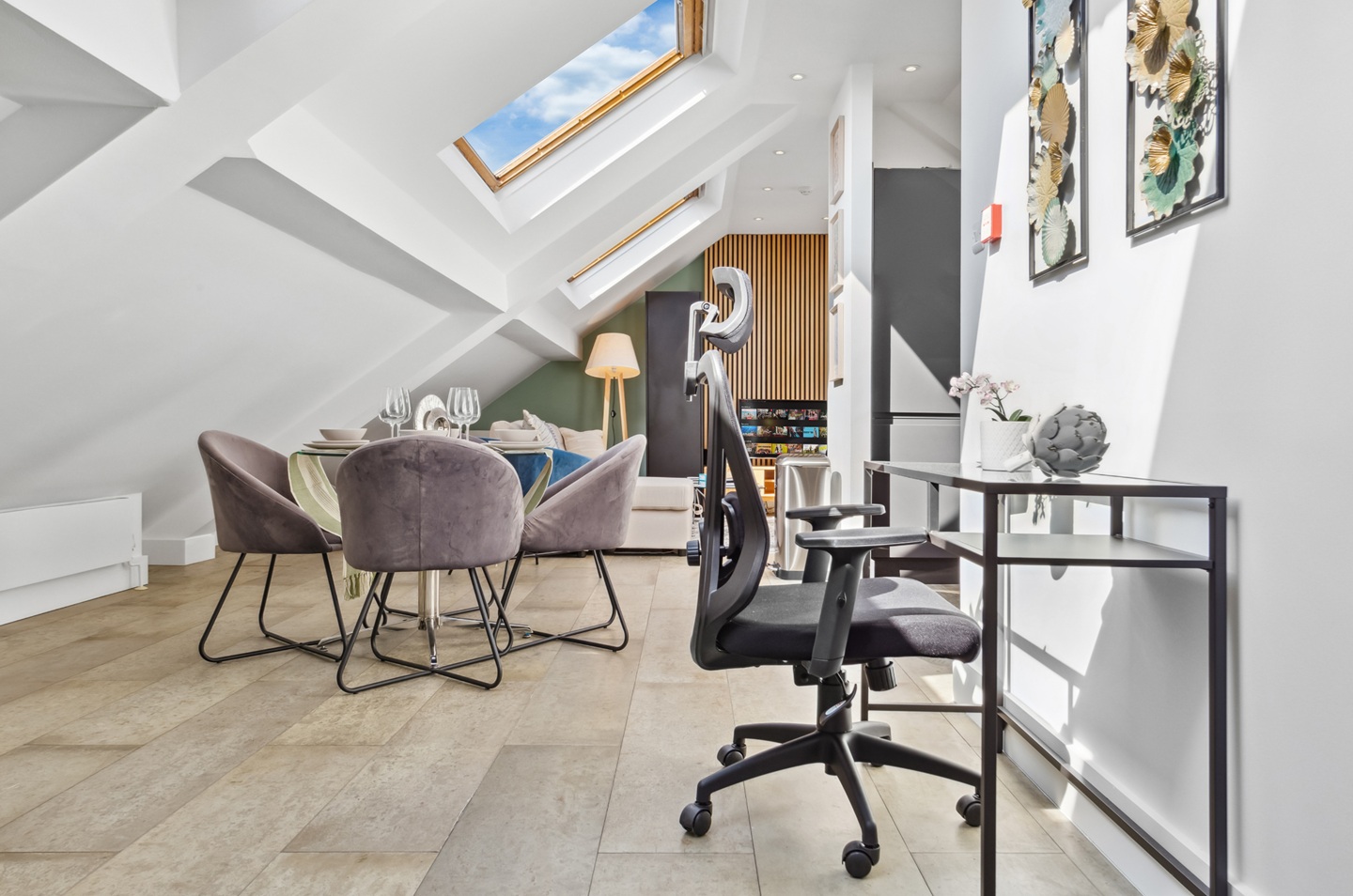 Additional image 33 of Studio Flat, United, EC1V, N1 7GU