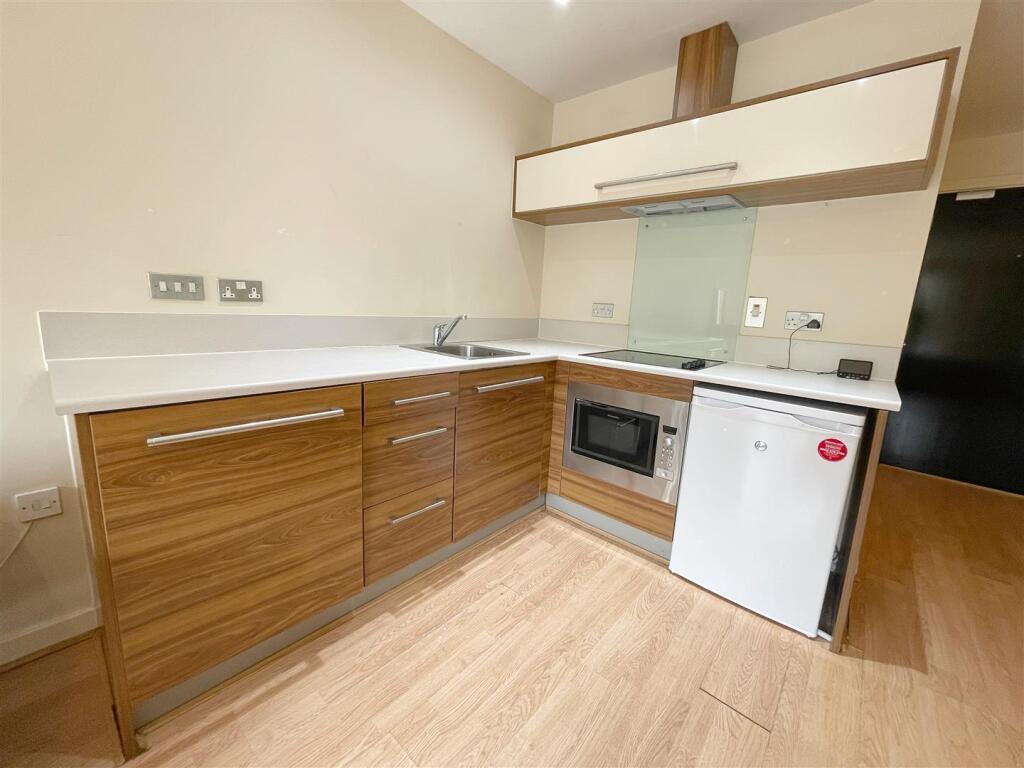 Additional image 13 of Callisto, 38 Ryland Street