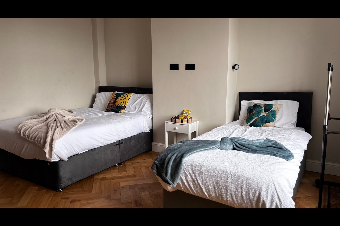 2 Bed Flat, Cambridge Court, W2, N1 7GU