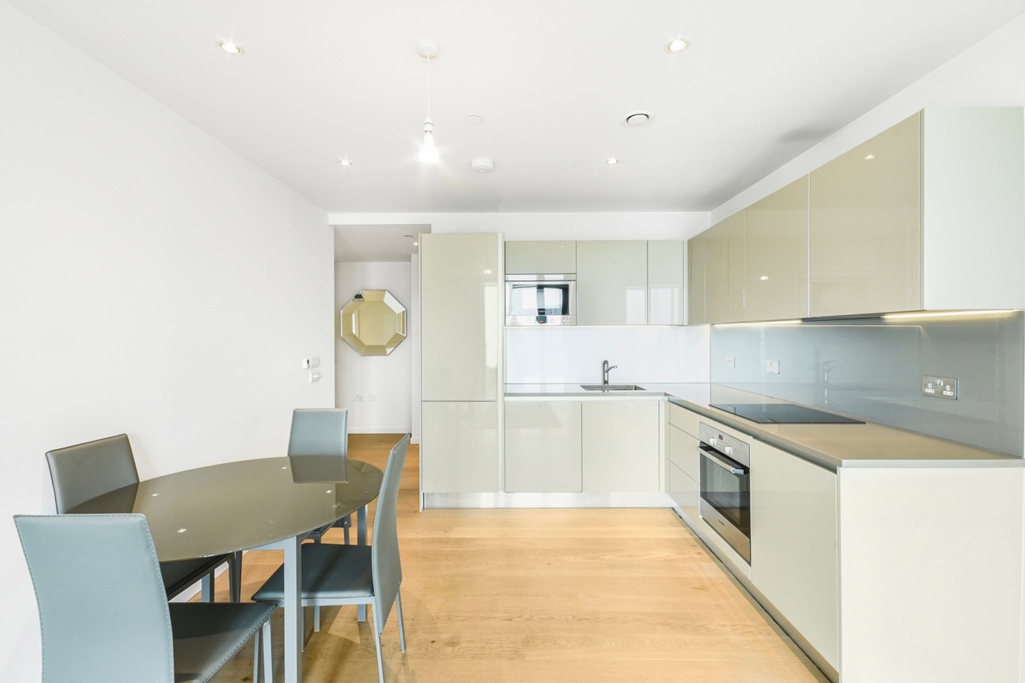 Additional image 5 of 1 Bed Flat, St Gabriel Walk, SE1, N1 7GU