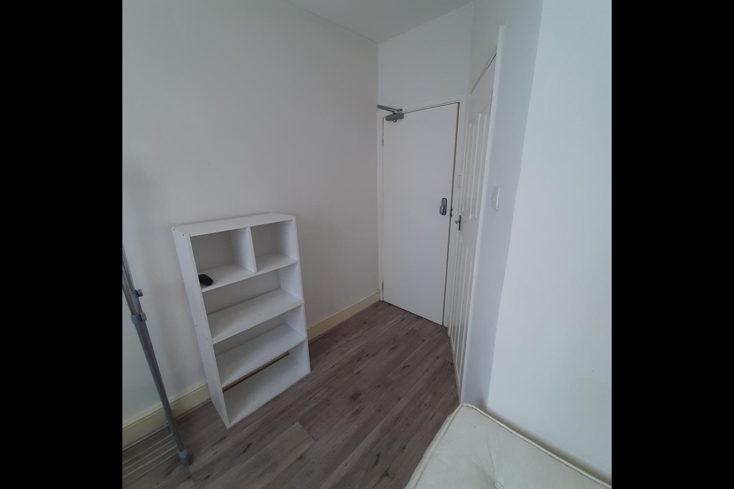 Additional image 7 of Studio Flat, Tachbrook Street, SW1V, N1 7GU