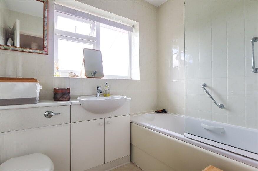 Additional image 8 of Douglas Road, Harpenden, AL5