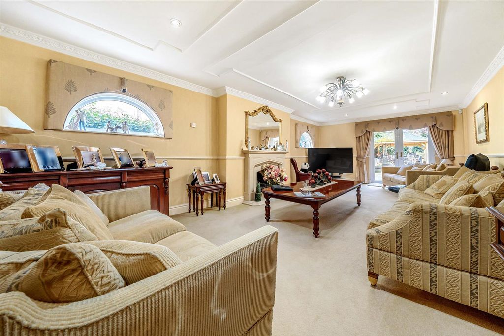 Additional image 3 of 5 bed detached house for saleDebdale, Orton Waterville Village, Peterborough PE2