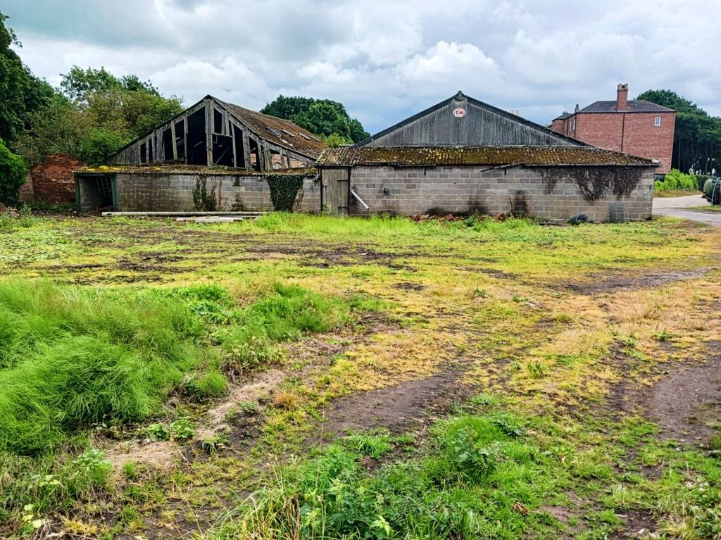 Additional image 2 of Land for saleLand And Barn At Hall Farm, New Road, Holme-On-Spalding-Moor, York YO43
