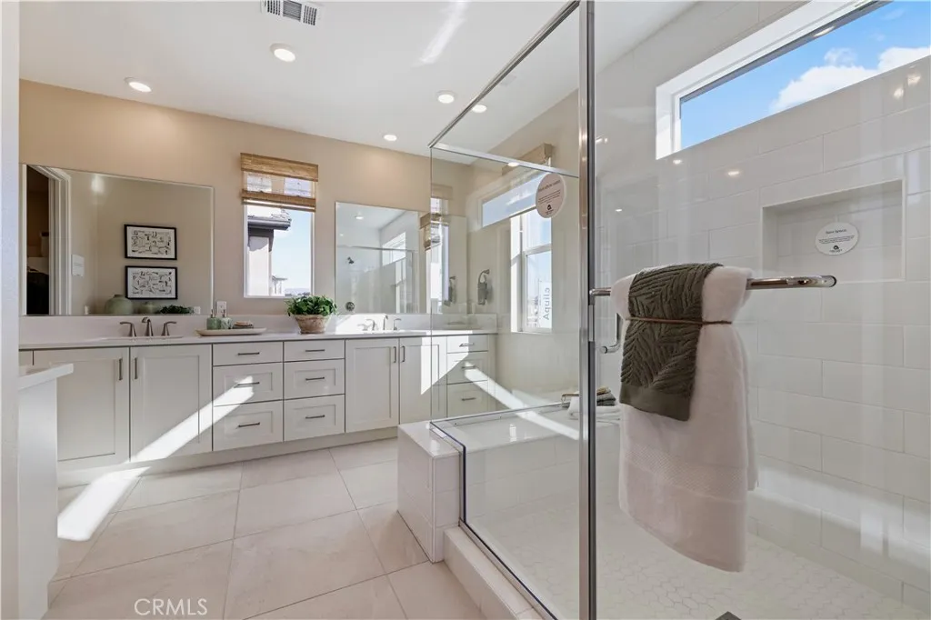 Additional image 35 of 109 Trask, Irvine, CA 92618