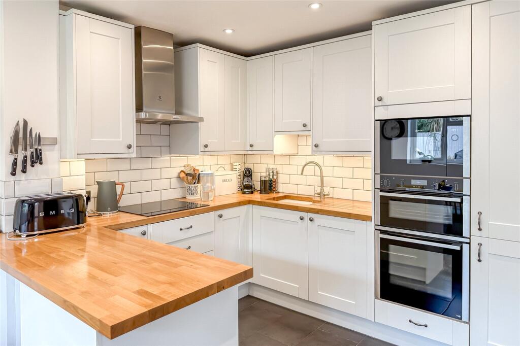 Additional image 4 of Eastmoor Park, Harpenden, Hertfordshire, AL5