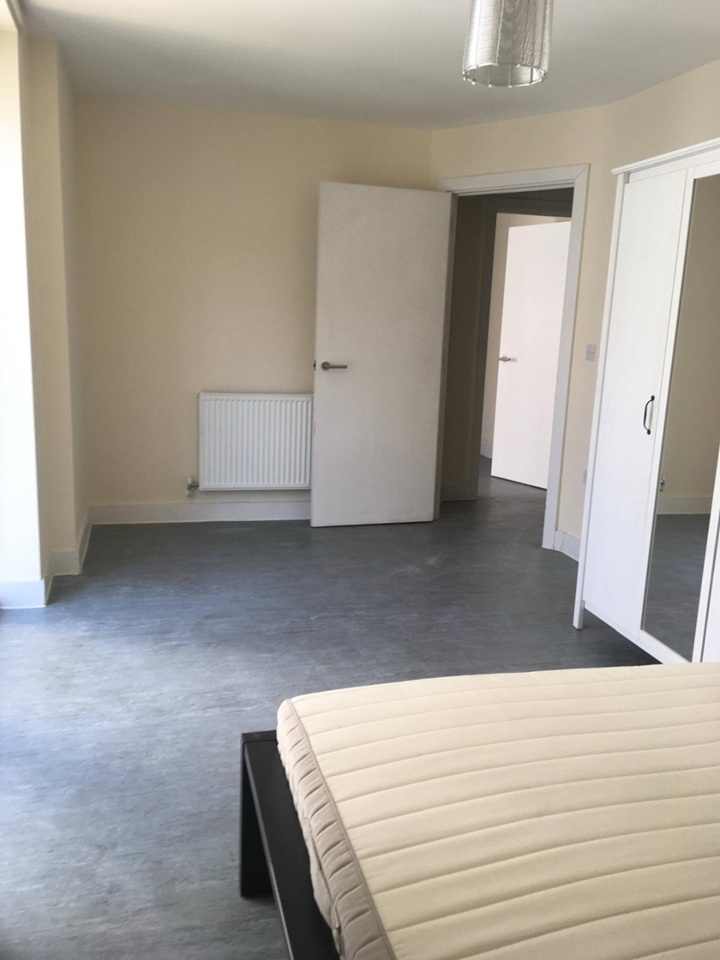 Additional image 4 of 1 Bed Flat, Leonard St, EC2A, N1 7GU