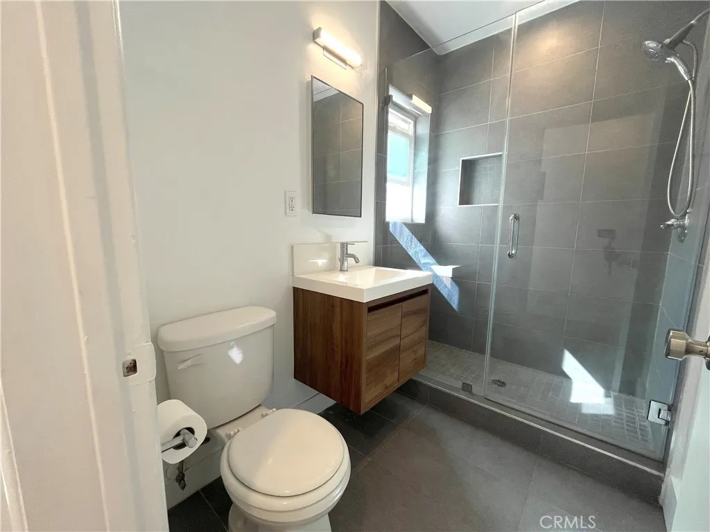 Additional image 20 of 8308 Clinton Avenue Unit 3, West Hollywood, CA 90048