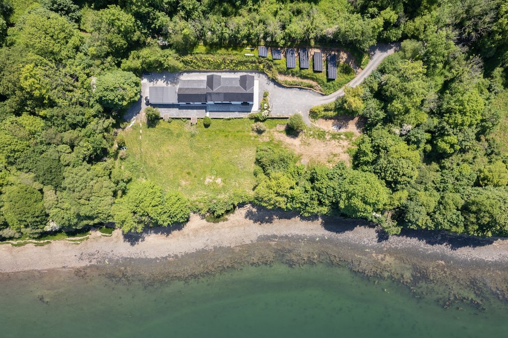 Additional image 2 of 6 bed detached house for saleCosheston, Pembrokeshire SA72
