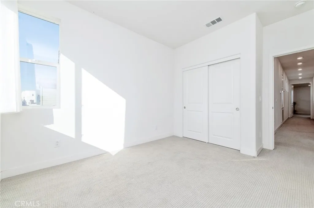 Additional image 24 of 107 Zawn, Irvine, CA 92618