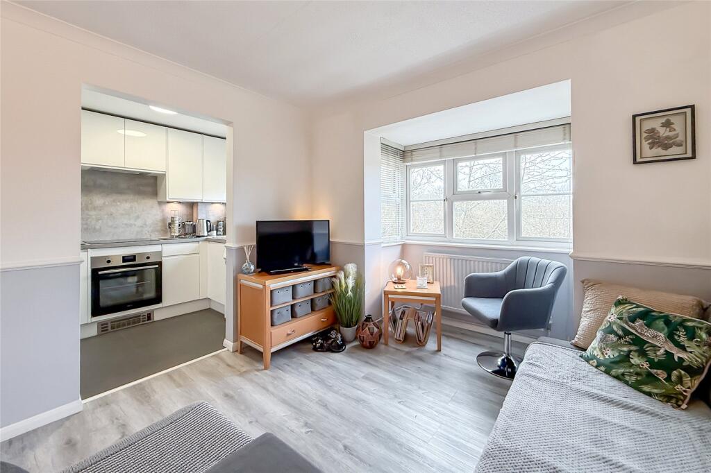 Additional image 7 of Taylor Close, St. Albans, Hertfordshire, AL4