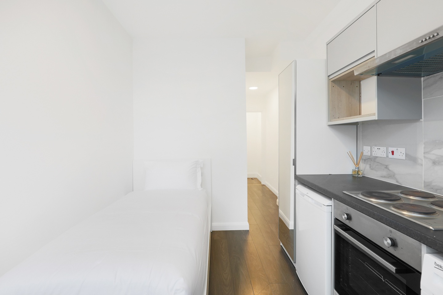 Additional image 2 of Studio Flat, Edgware Road, W2, N1 7GU