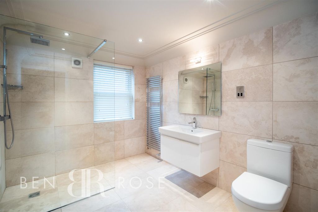 Additional image 23 of 3 bed flat for saleWindsor Road, Chorley PR7