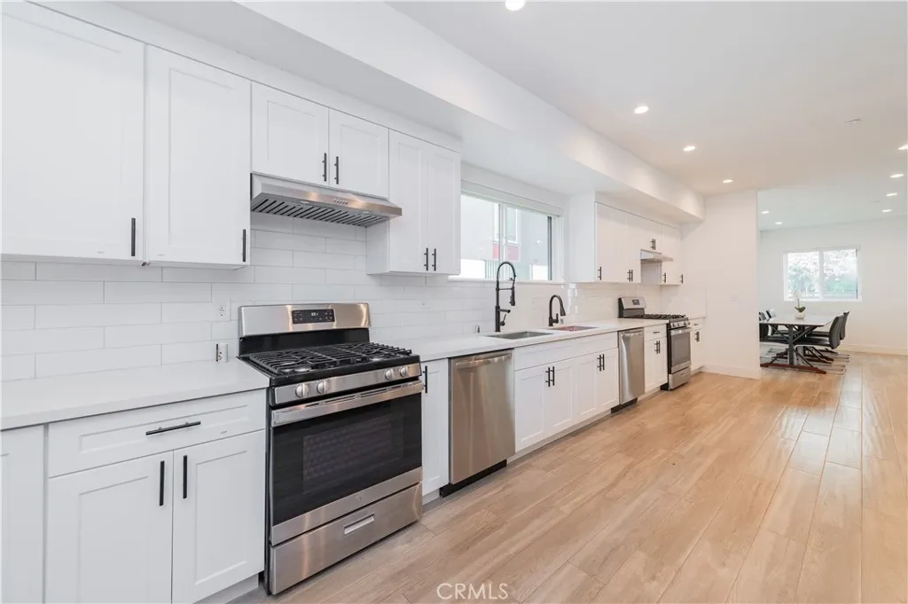 Additional image 5 of 1596 W 36th, Los Angeles, CA 90018