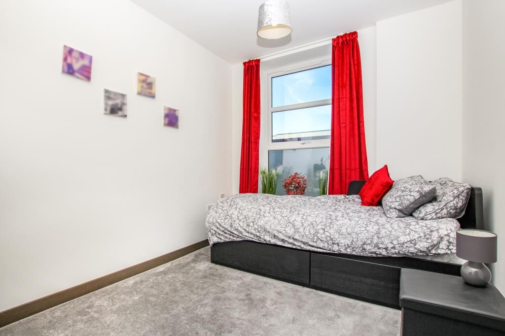 Additional image 14 of 3 bed flat for saleStunning Rivervside Apartment - Fletton Quays, Peterborough PE2