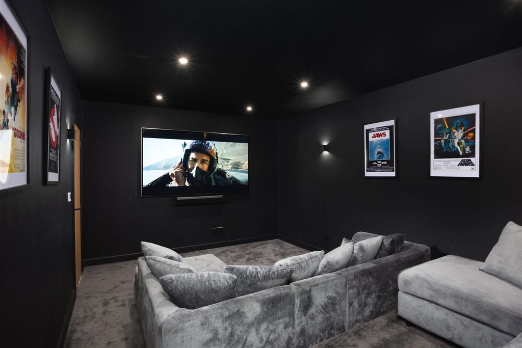 Additional image 19 of 5 bed detached house for saleCrocodile House, Manor Gardens, Thorner, Leeds LS14