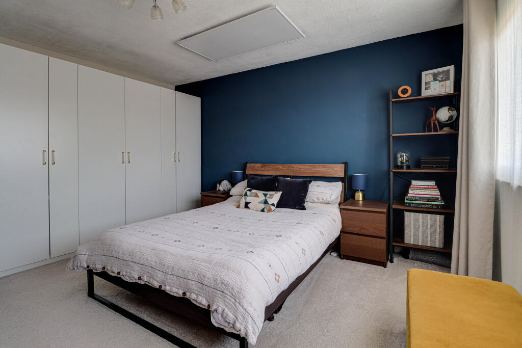 Additional image 12 of High Street, London Colney, AL2