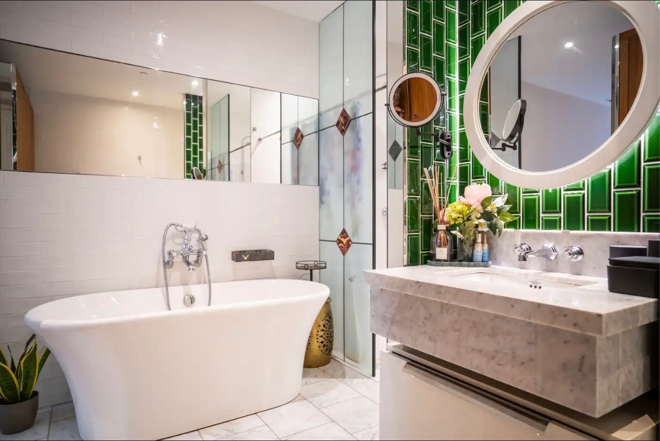 Additional image 29 of 3 Bed Flat, New Union Square, SW11, N1 7GU