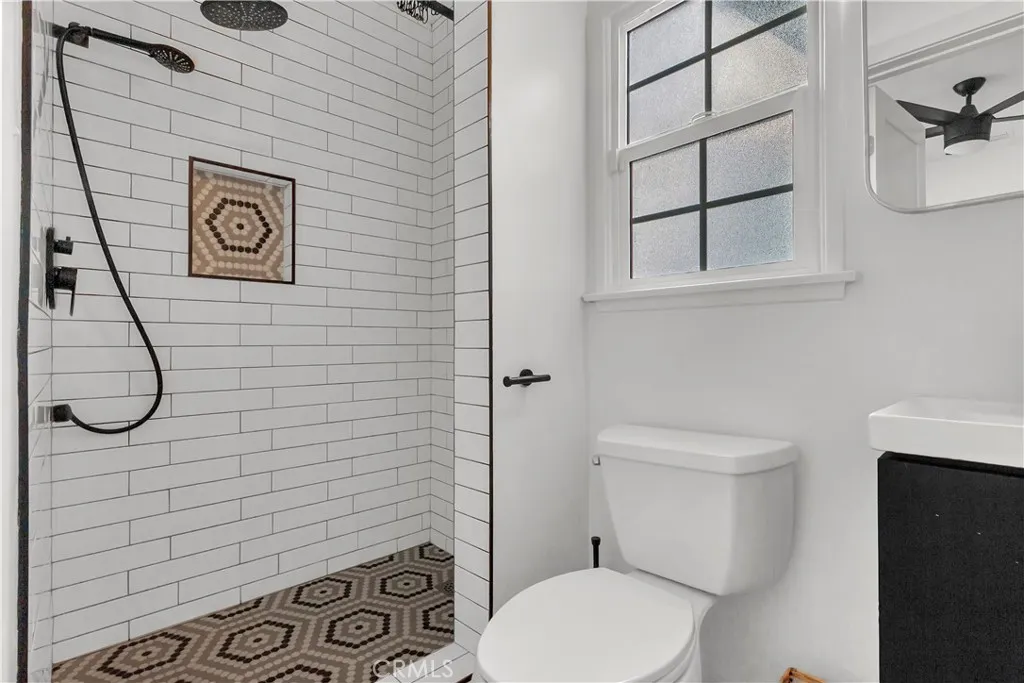 Additional image 12 of 6835 E Parapet St, Long Beach, CA 90808