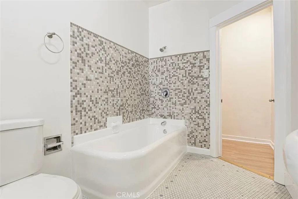 Additional image 38 of 648 Patterson Ave, Glendale, CA 91203