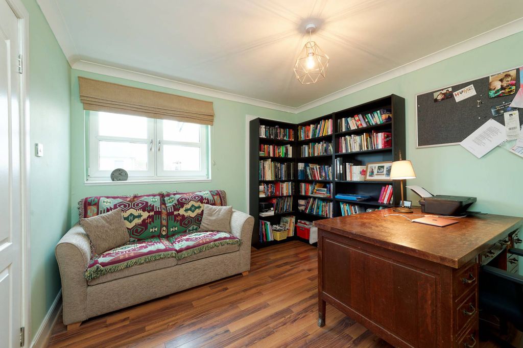 Additional image 24 of 6 bed semi-detached house for saleCoathill Steadings Stirling Road, Cumbernauld, Glasgow G67