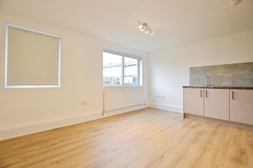 Additional image 4 of Haig Close, St Albans, AL1