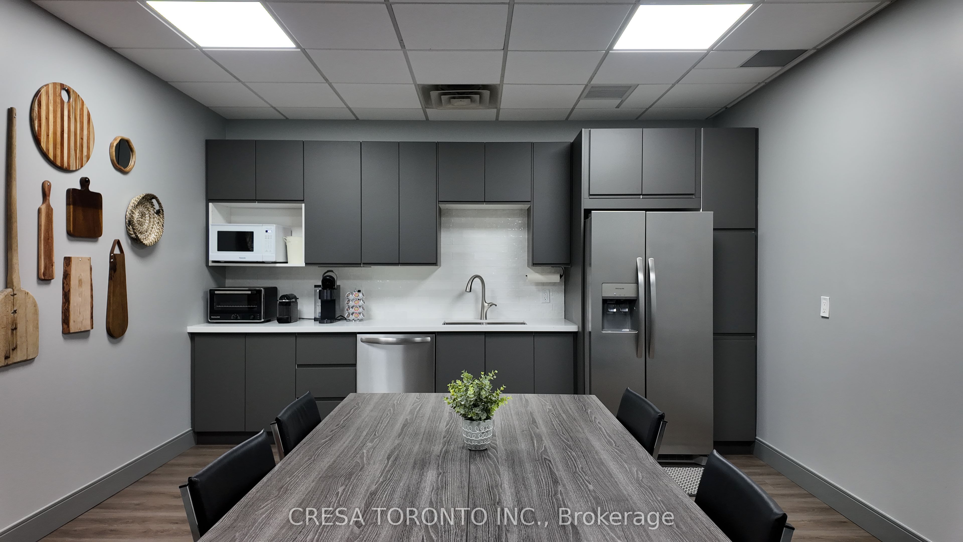 Additional image 4 of 1WEST-3190 Harvester Road, Burlington, ON, L7N 3T1