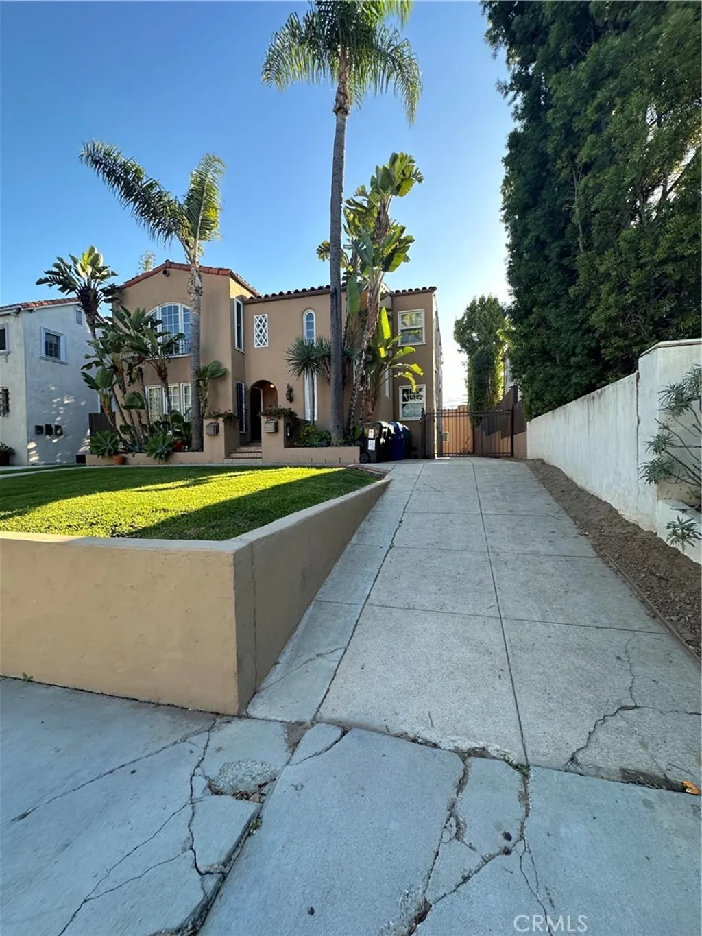 Additional image 2 of 1046 S Hudson Avenue, Los Angeles, CA 90019