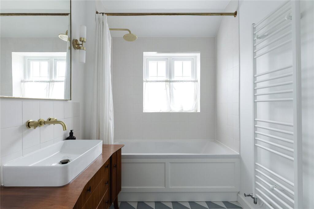 Additional image 17 of St James Road, Harpenden, Hertfordshire, AL5